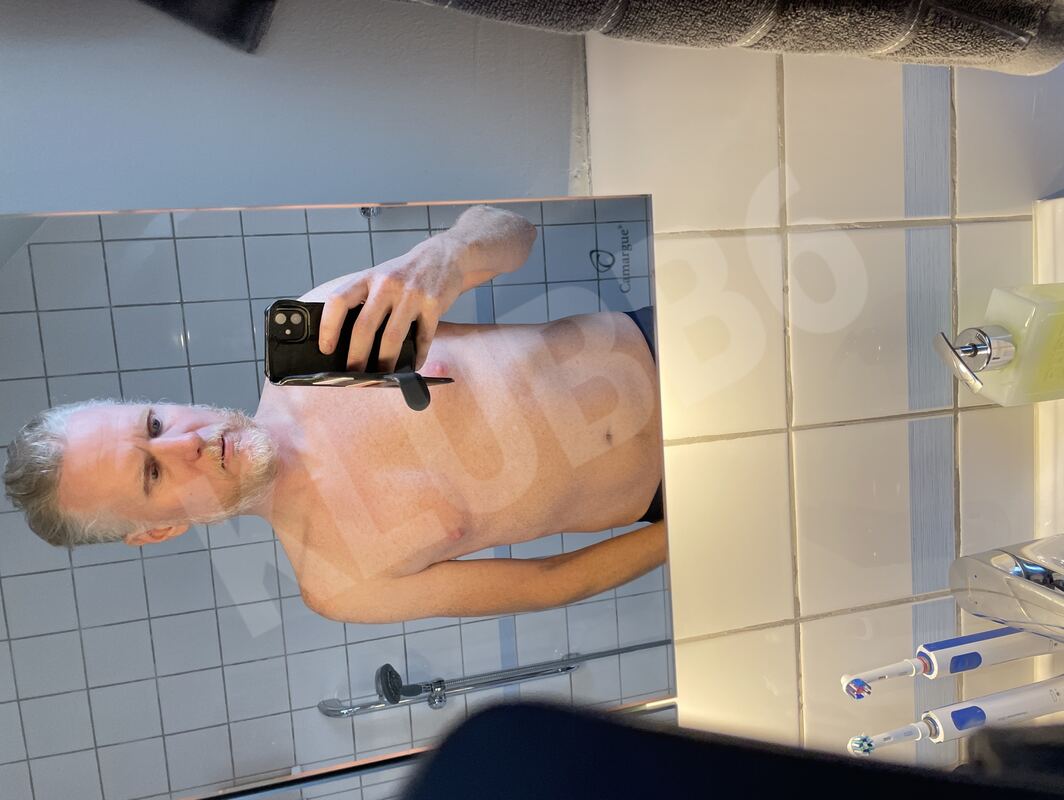 Andy19825119034