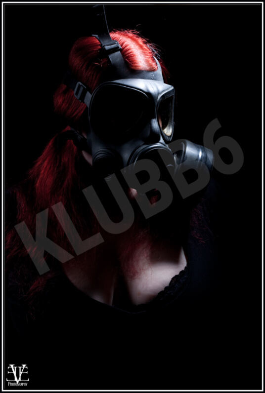 MadameEve4021017