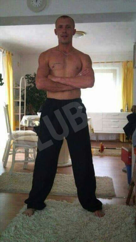 rihards245995810