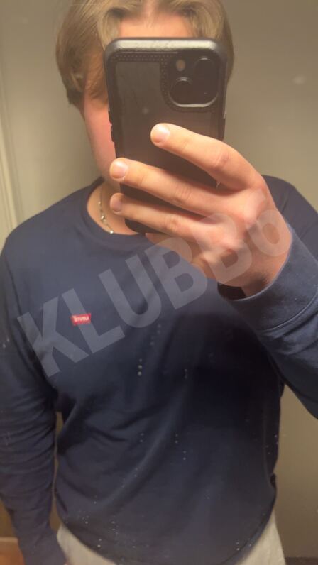 Ungman18185993949
