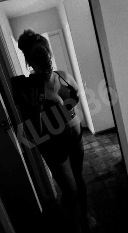 Kristinaa15963189