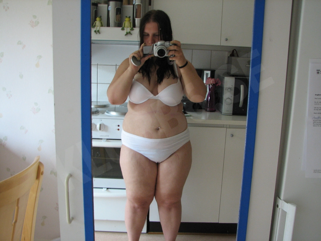 EroticBabe3820499