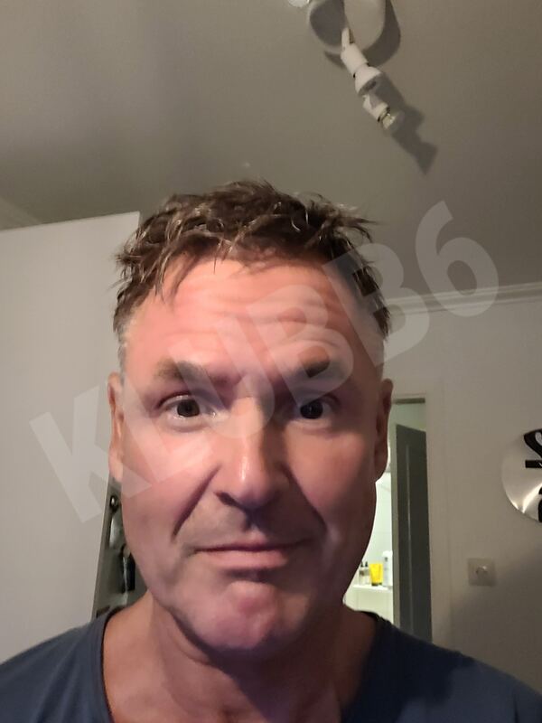 Flex696012788