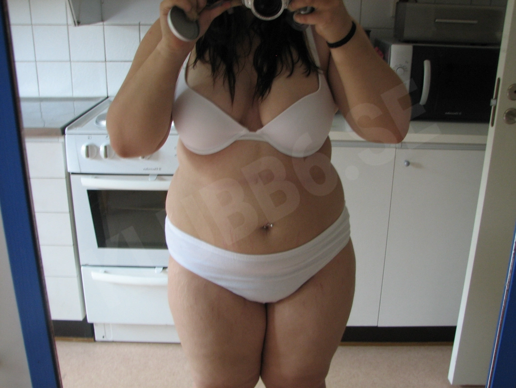 EroticBabe3820501