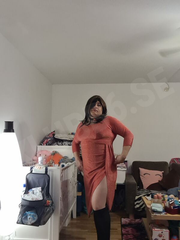 Angela843958830