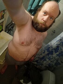 Daniel R