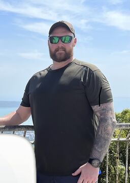 LongBikerOfficer